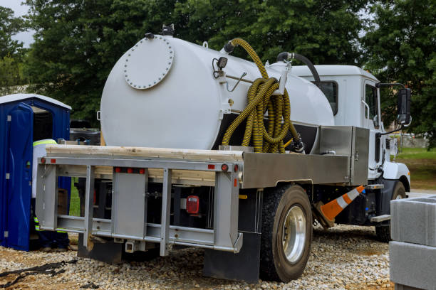Best Portable restroom trailer rental  in Huntington Woods, MI